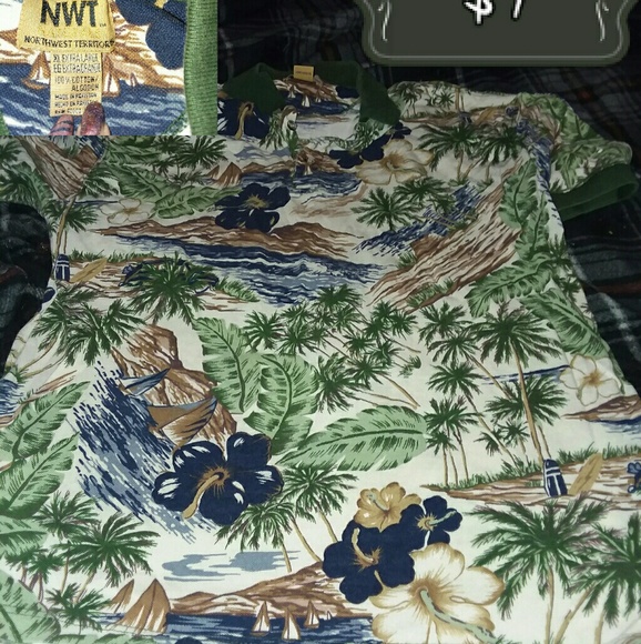 Clothes - Picture 3 of 4